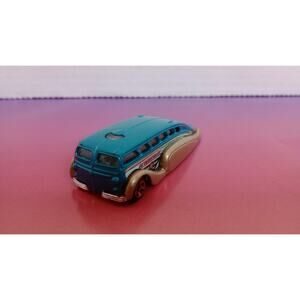 2011 Hot Wheels Low Flow Bus Blue Malaysia